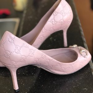 🚫sold Gucci Guccissima blush peep toe pumps🚫